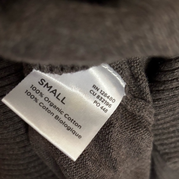 Pact Women’s pullover sweater size small - Picture 6 of 7